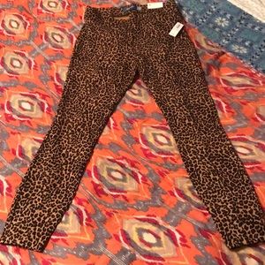 Old Navy Cheetah Leopard Ponte Pants Leggings
